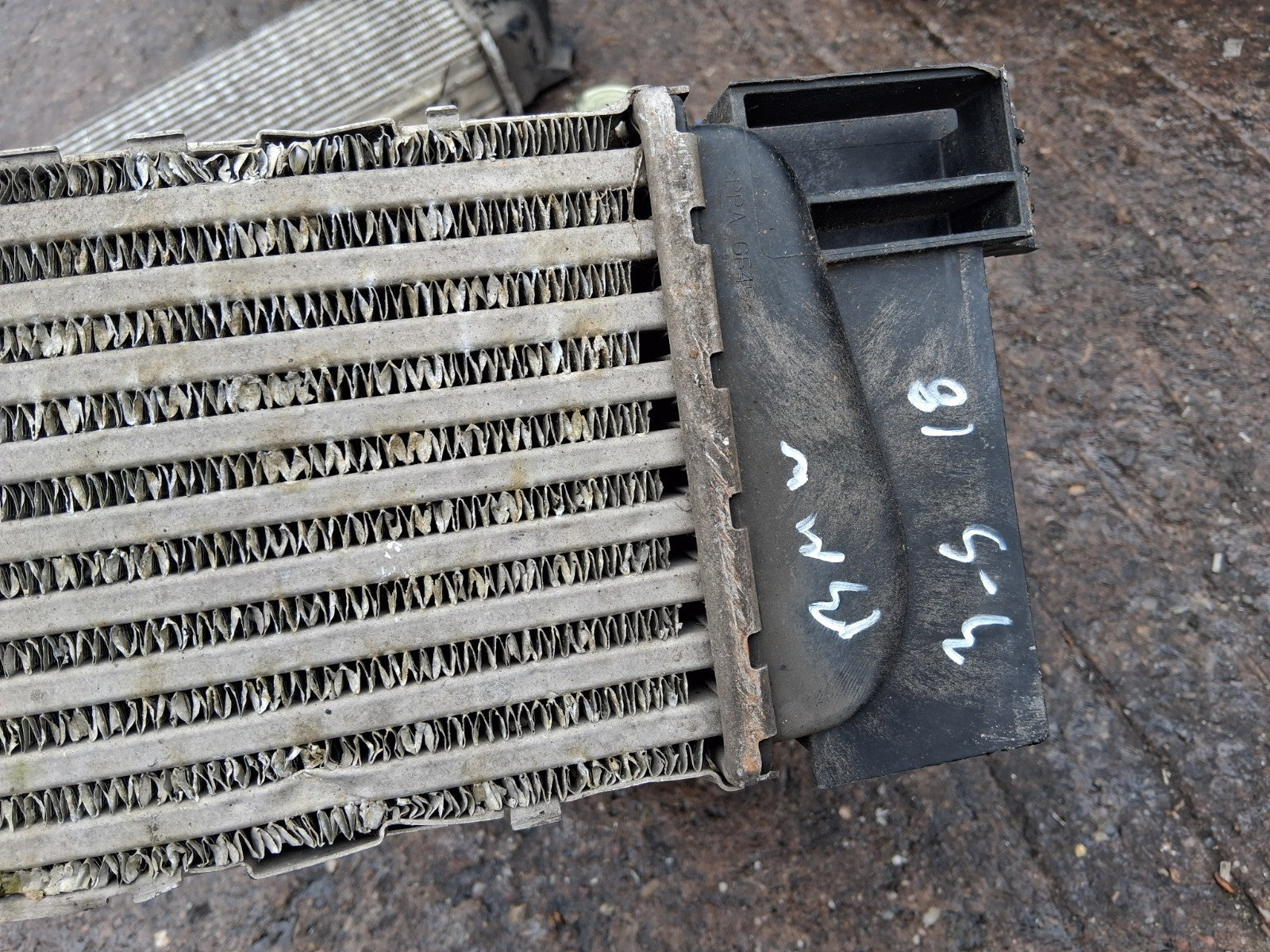 2018 BMW 3 SERIES F30 2.0 DIESEL INTERCOOLER RADIATOR AIR COOLER 7600532