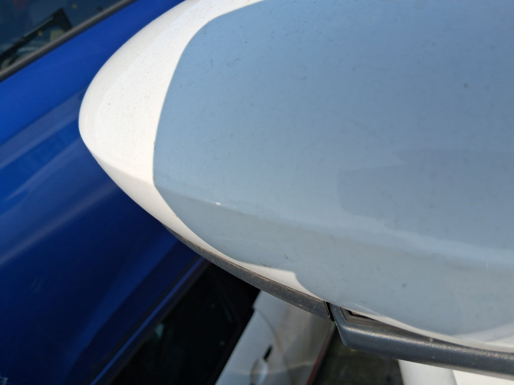 SEAT TOLEDO MK4 2018 HATCHBACK OSF DRIVER SIDE MANUALFOLD WING MIRROR WHITE