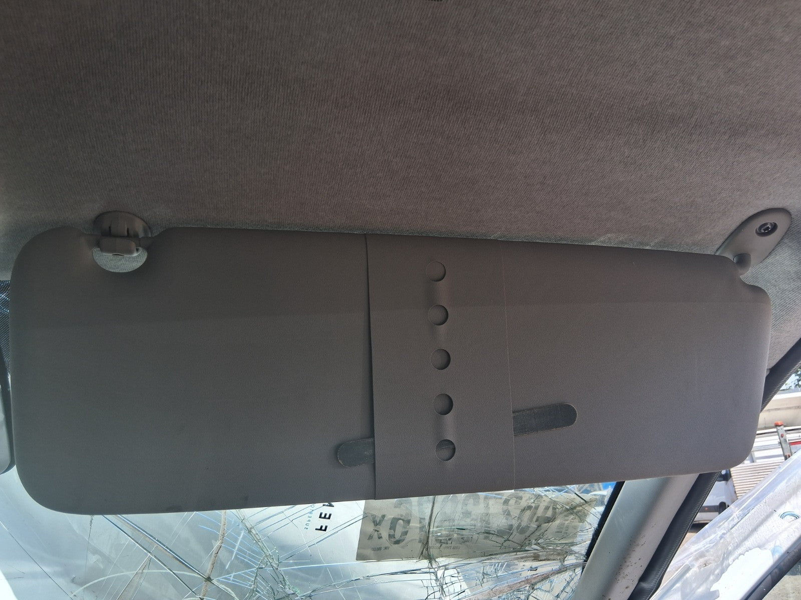 2025 RENAULT TRAFIC X82 MK3 OSF DRIVER SIDE FRONT RIGHT SUN VISOR SHADE
