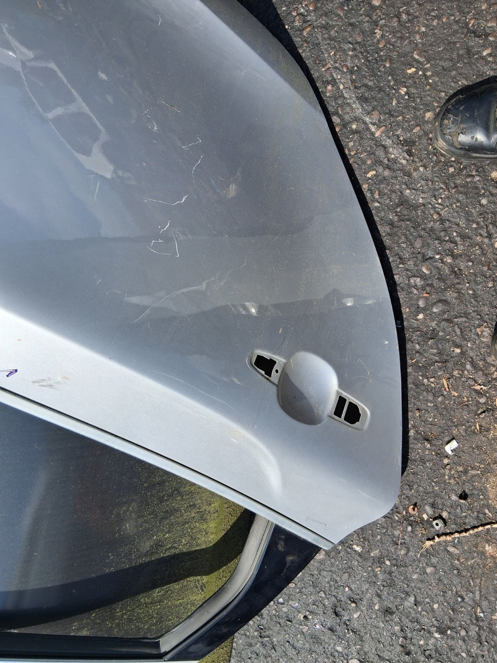 2016 VOLVO V40 D3 OSR DRIVER SIDE REAR RIGHT BARE DOOR SILVER
