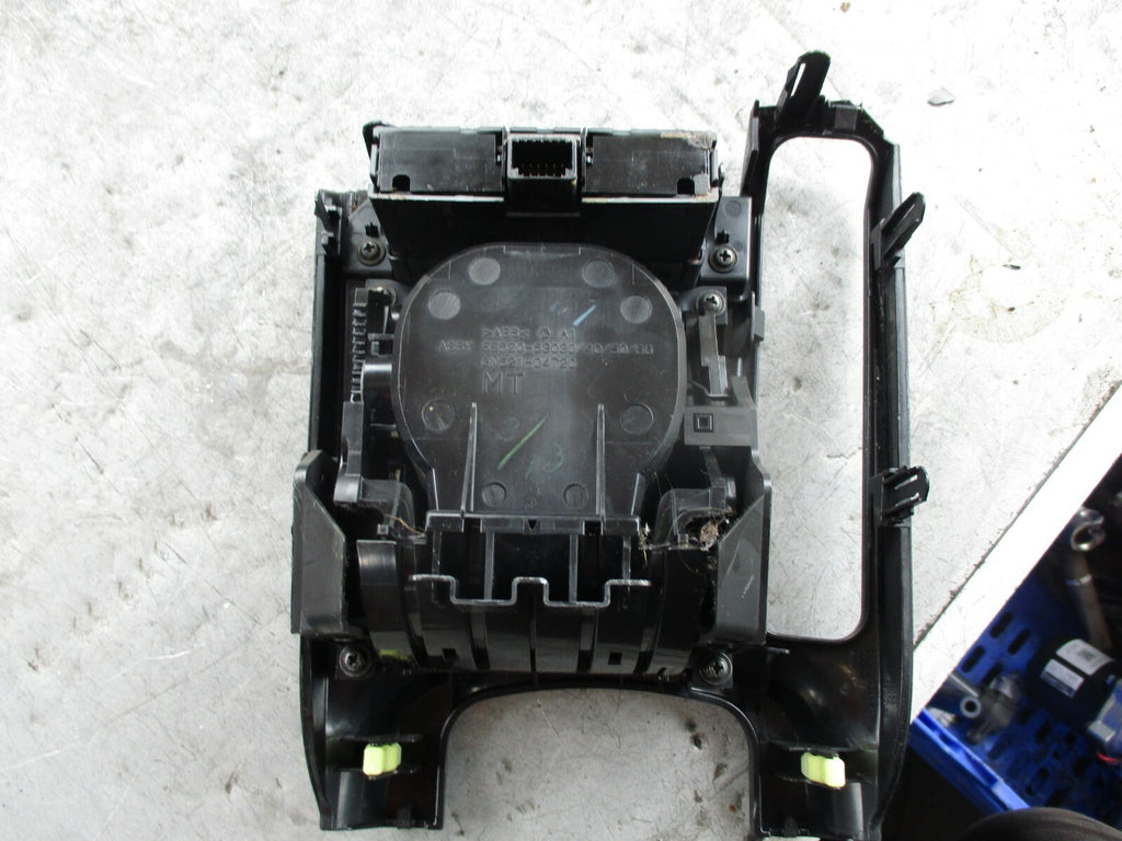 LEXUS IS220 2007 CENTRE CONSOLE CUP HOLDER 55620 53030