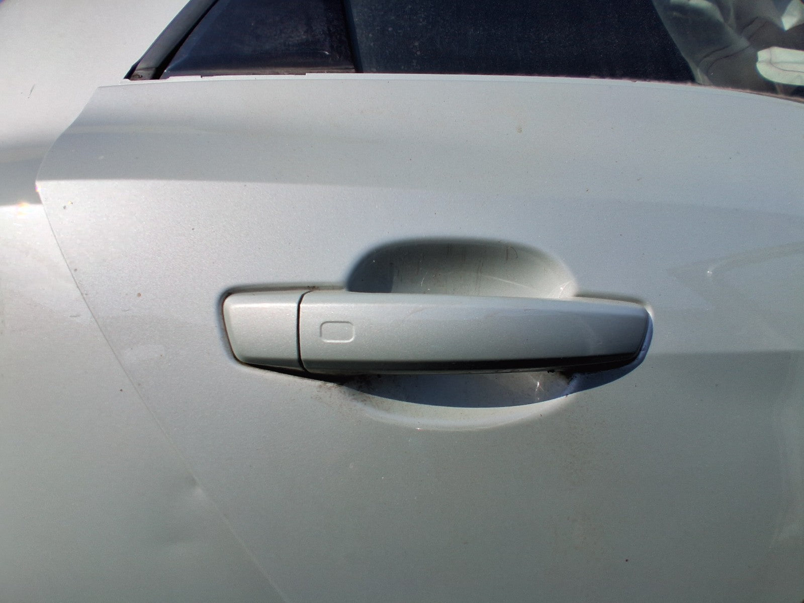 2023 AUDI A1 MK2 HATCH OSR DRIVER REAR DOOR HANDLE DEW SILVER METALLIC LX7E X7E