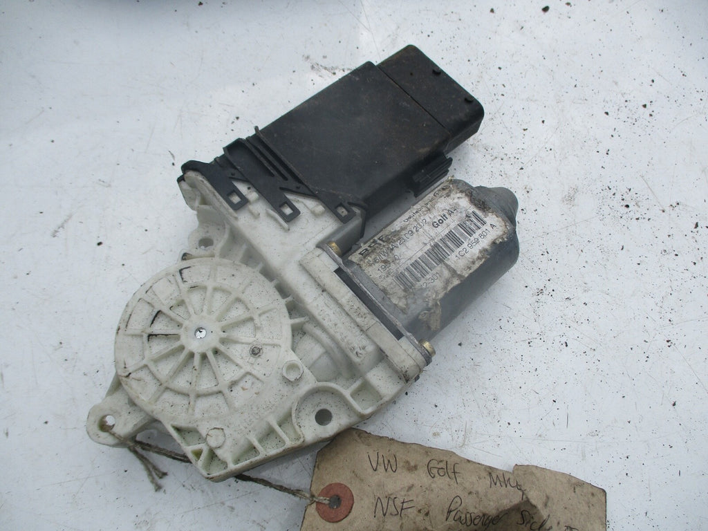 VW VOLKSWAGEN GOLF MK4 BORA NSF PASSENGER SIDE FRONT WINDOW MOTOR 1C2 959 801 A
