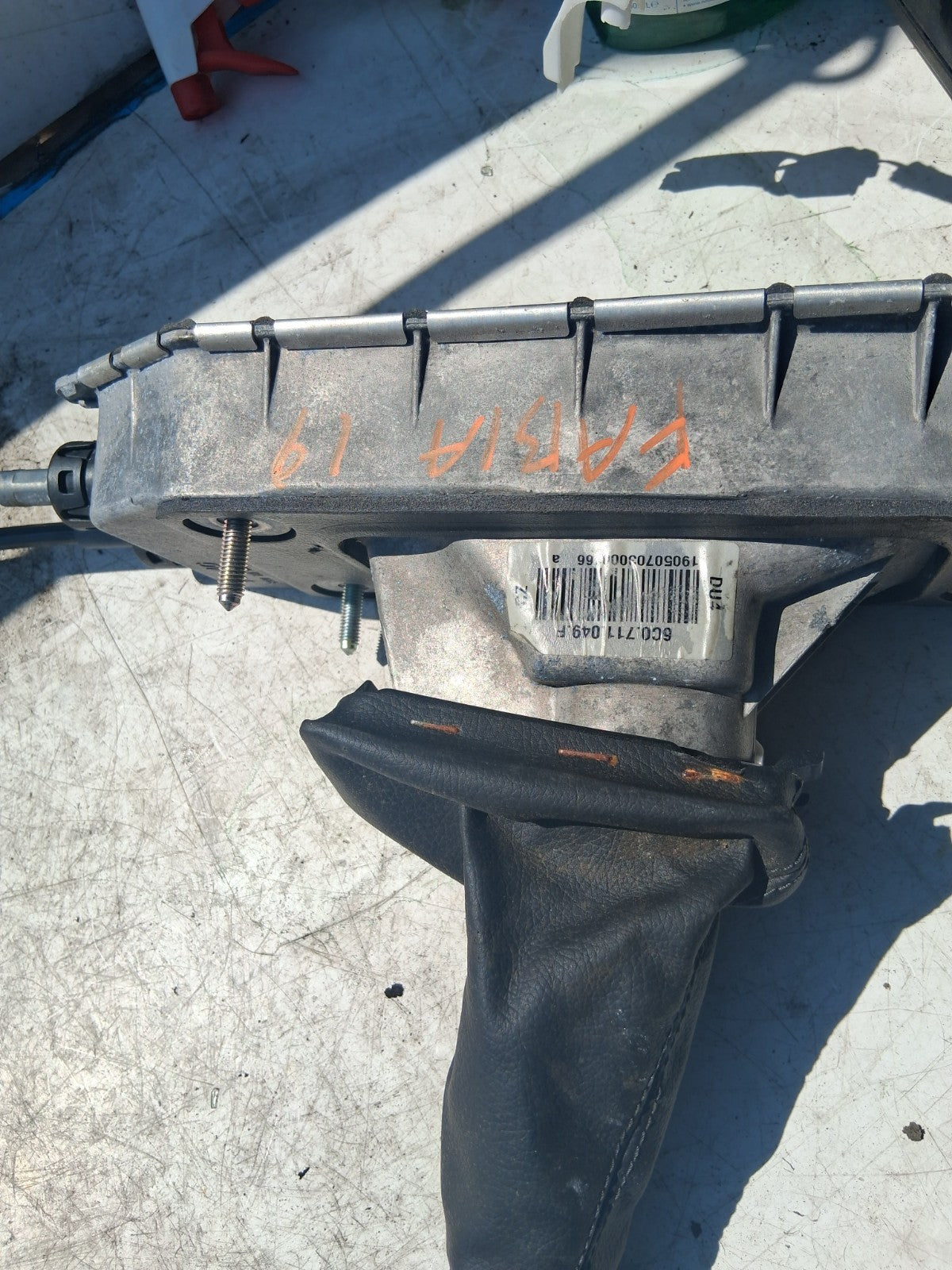 2019 SKODA FABIA GEAR STICK GEAR SHIFTER SELECTOR 6Q0711061E