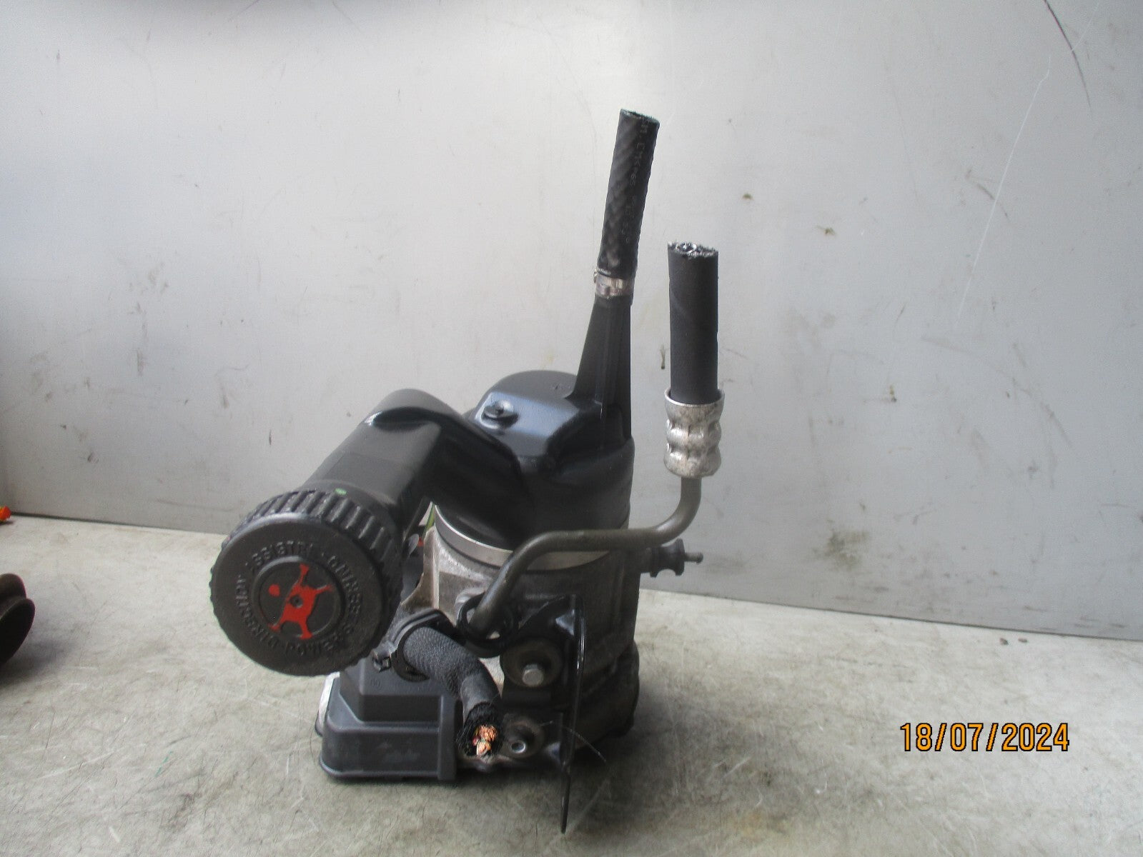 PEUGEOT 308 2009 POWER STEERING PUMP 9686207180