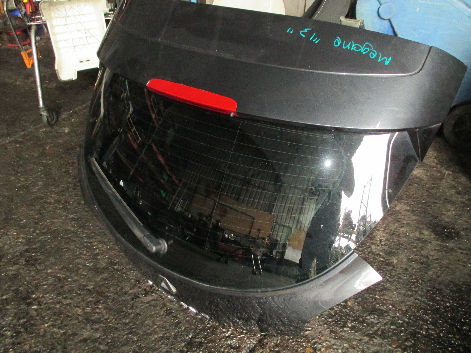 RENAULT MEGANE MK3 2013 REAR COMPLETE TAILGATE BOOTLID GRIS ECLIPSE