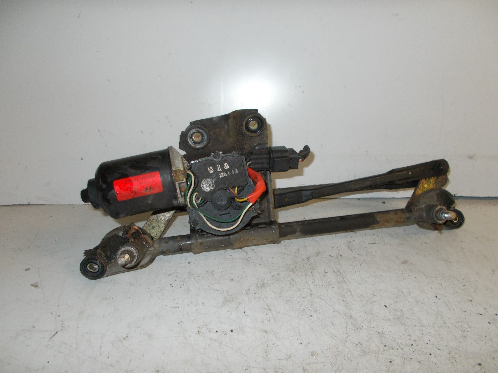 FORD FOCUS MK2 FRONT WIPER MOTOR AND LINKAGE 4M5117508BB