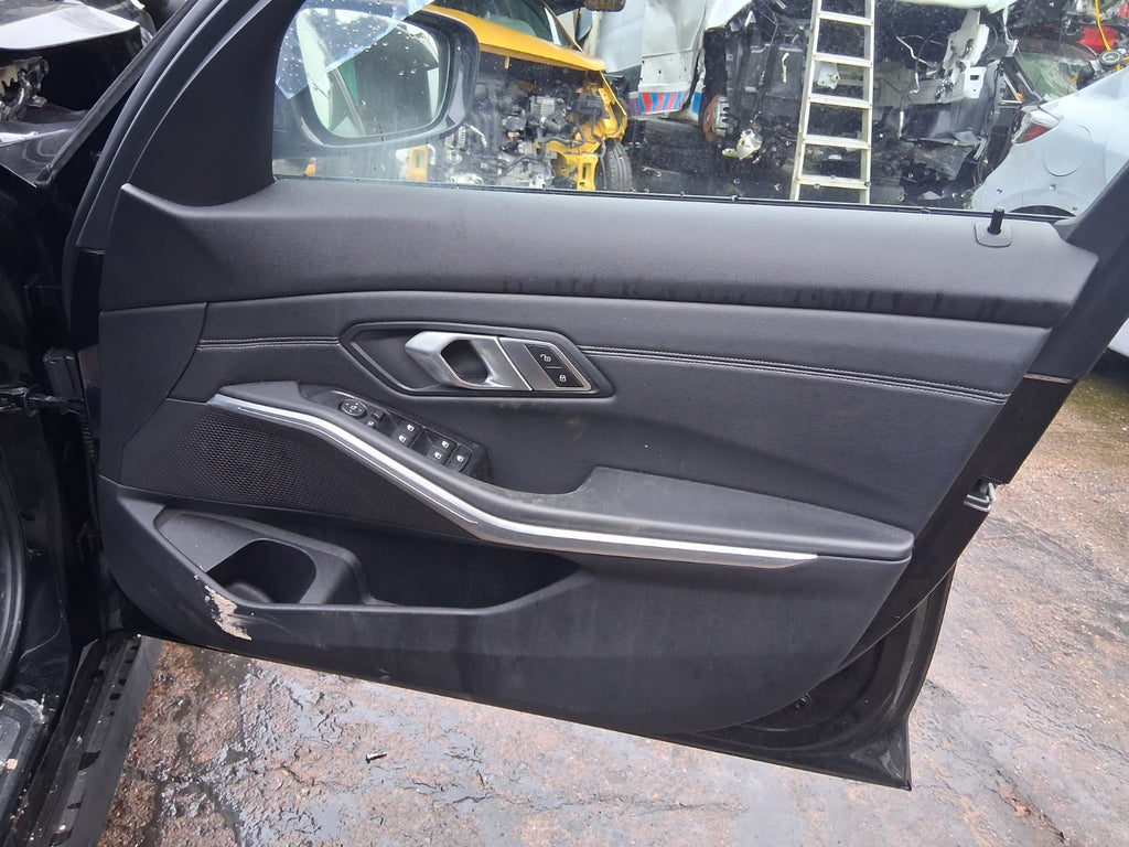 2019 BMW 3 SERIES G20 OSF DRIVER SIDE FRONT BLACK DOOR CARD PANEL
