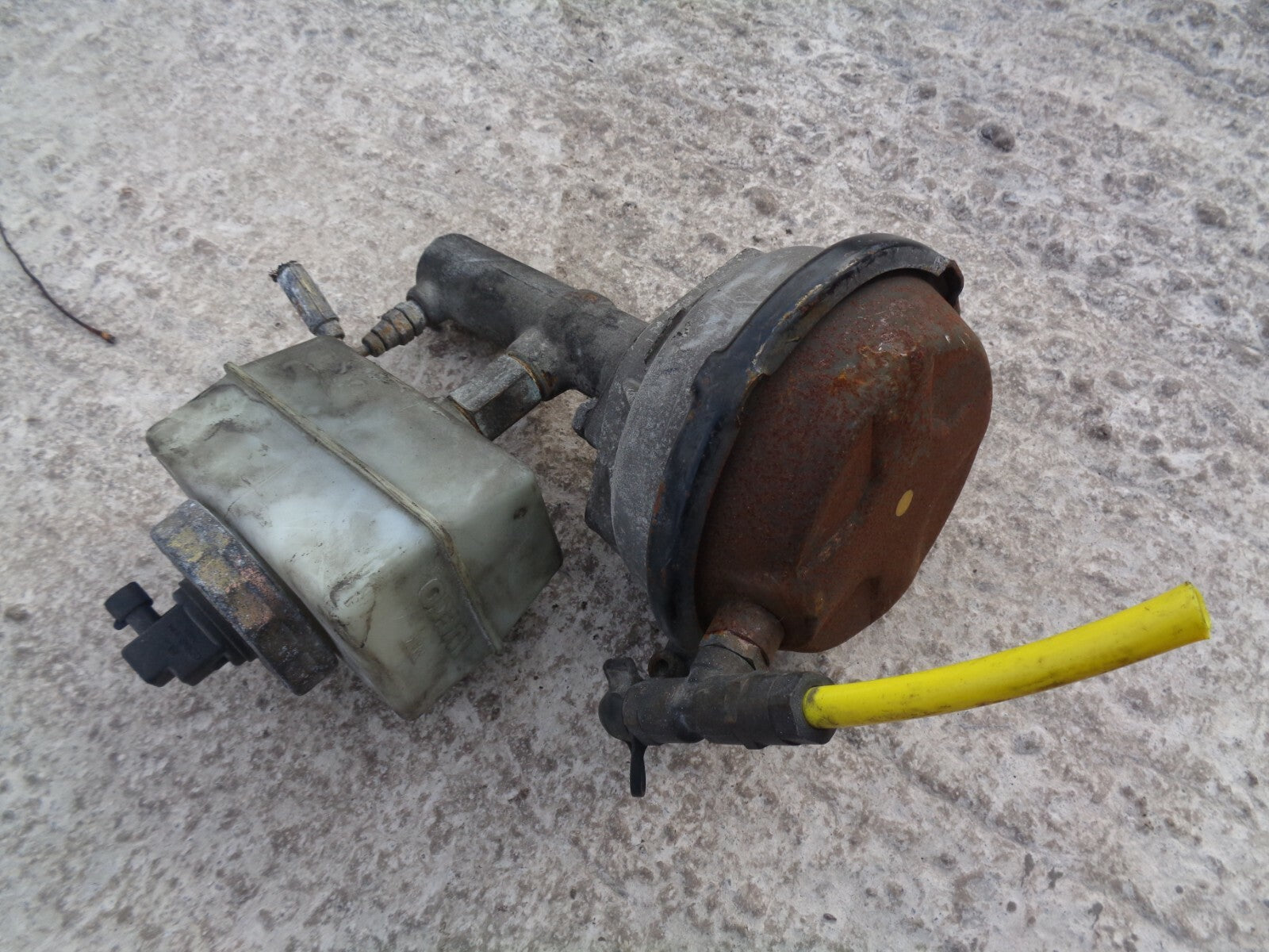 OPTARE ALERO PARTY BUS 2003 BRAKE SERVO WITH MASTER CYLINDER