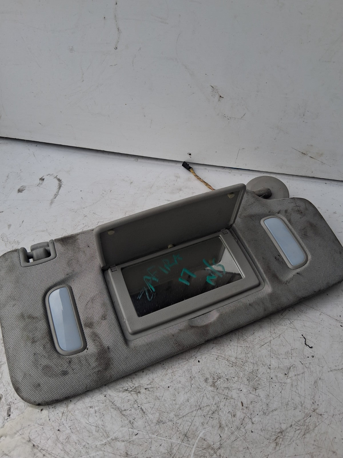 2017 VAUXHALL ZAFIRA OSF DRIVER SIDE FRONT LEFT SUN VISOR