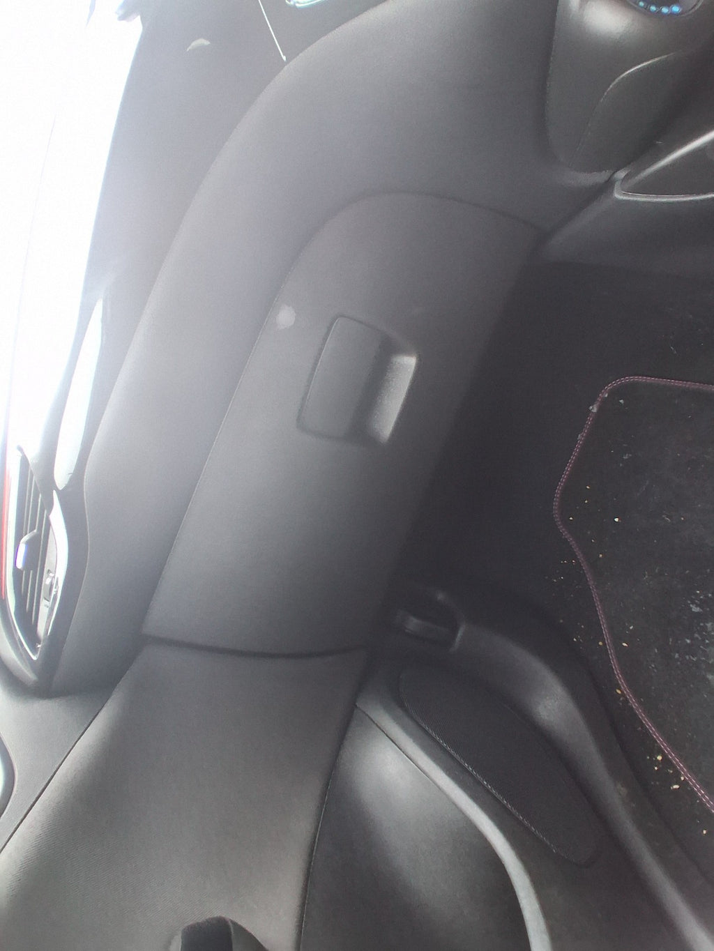 2019 VAUXHALL CORSA E DASHBOARD GLOVE BOX STORAGE COMPARTMENT