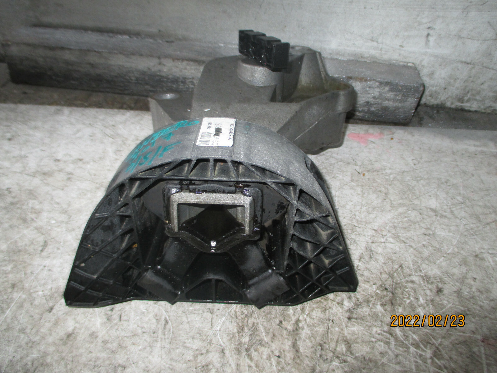 DACIA SANDERO 2017 1.0 PETROL OSF DRIVER SIDE FRONT TOP ENGINE MOUNT 113752043R