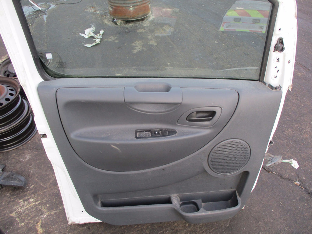 FIAT SCUDO 270 2014 NSF PASSENGER SIDE FRONT DOOR GLASS HANDLE CARD REG WHITE