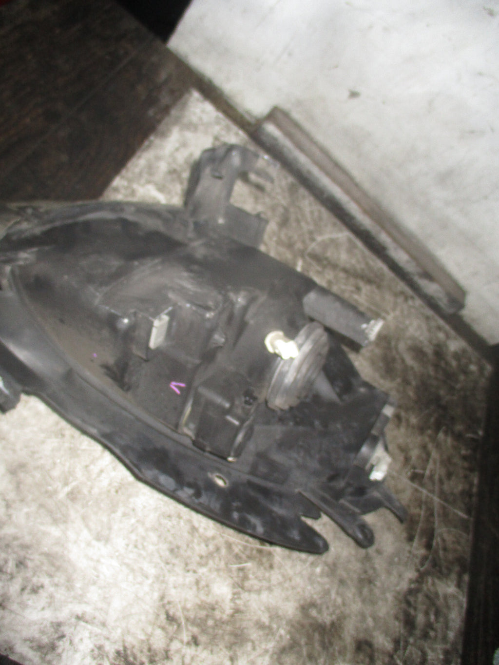CITROEN PICASSO 2005 NS PASSENGER SIDE FRONT HEADLIGHT 9649981880