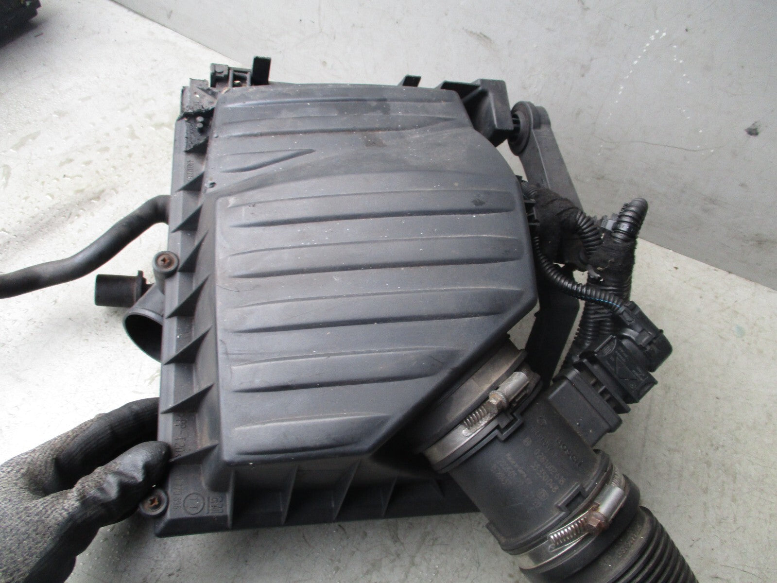 2007 VAUXHALL COMBO C 1.3 DIESEL AIR FILTER BOX ASSEMBLY