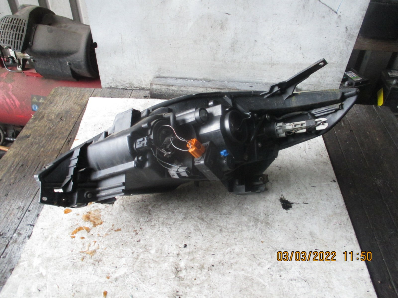MAZDA 5 MK2 2006 OS DRIVER SIDE HEADLIGHT LIGHT LAMP