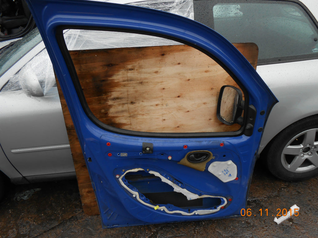 FIAT DOBLO MPV 2004 NSF PASSENGER SIDE FRONT BARE DOOR WITH HANDLE WING MIRROR
