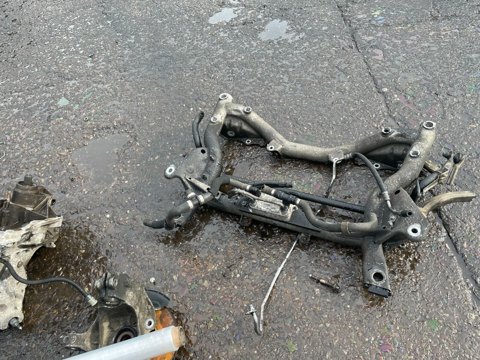 2014 MERCEDES C CLASS W204 C220 2.1 DIESEL FRONT SUBFRAME SUB FRAME
