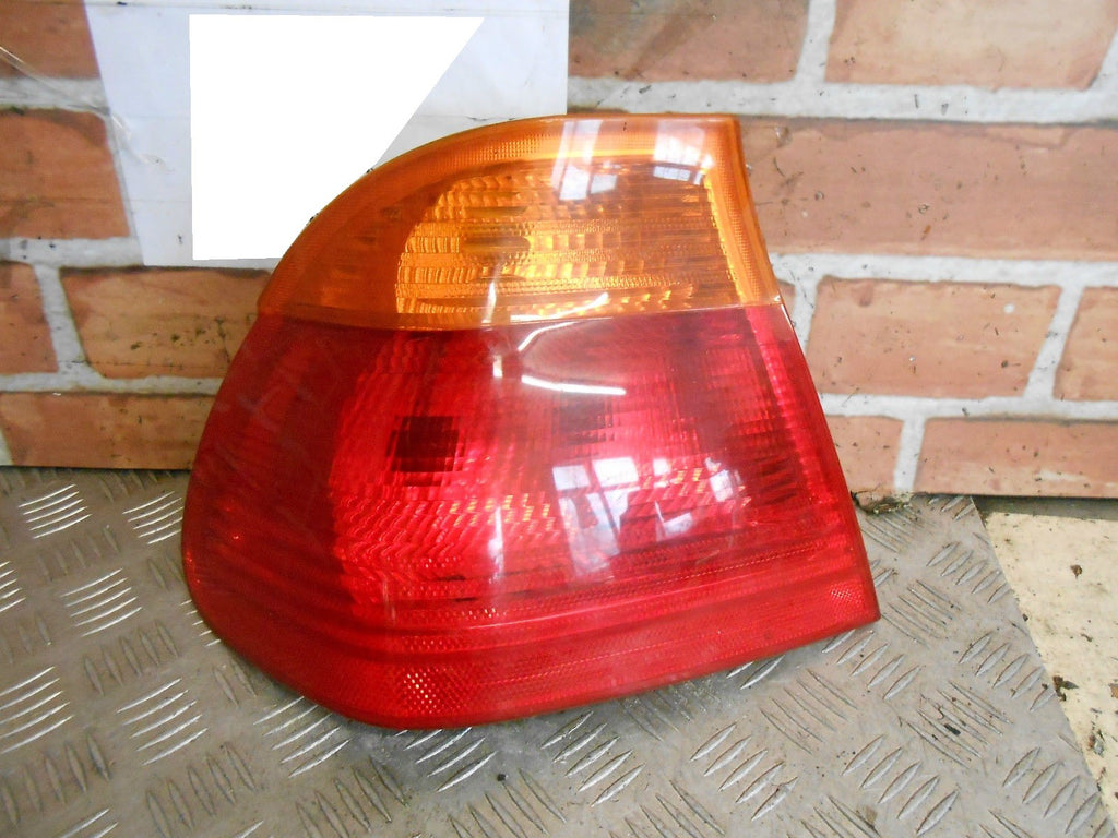 BMW 3 SERIES E46 2001 PRE FACELIFT NSR PASSENGER SIDE REAR LIGHT 8364921