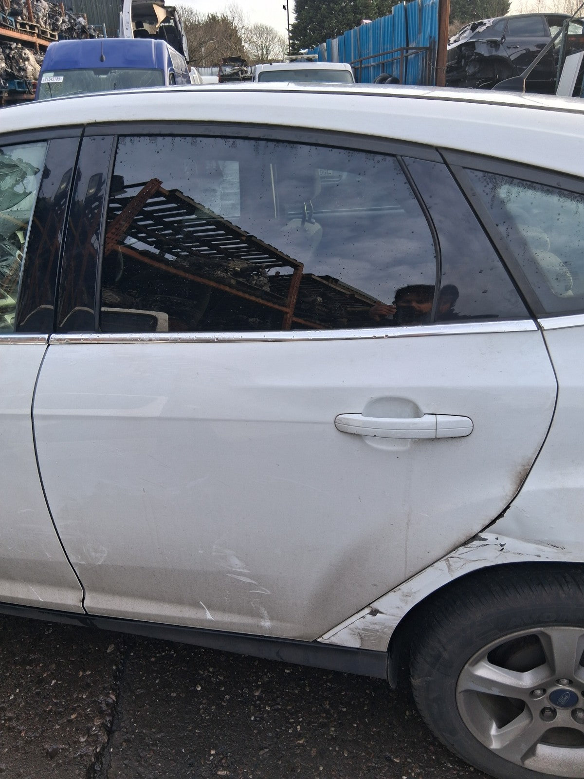 2013 FORD FOCUS MK3 HATCHBACK NSR PASSENGER SIDE REAR COMPLETE DOOR WHITE Z2