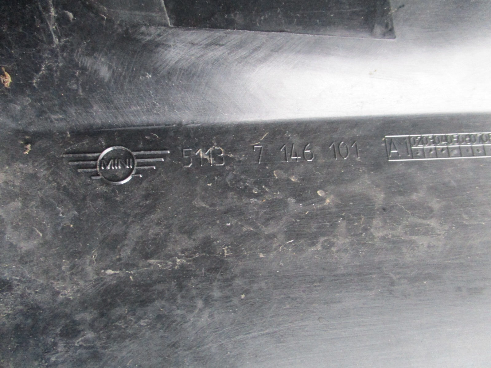 2010 MINI COOPER PILLAR SILL BODY PANEL 5113 7 146 101