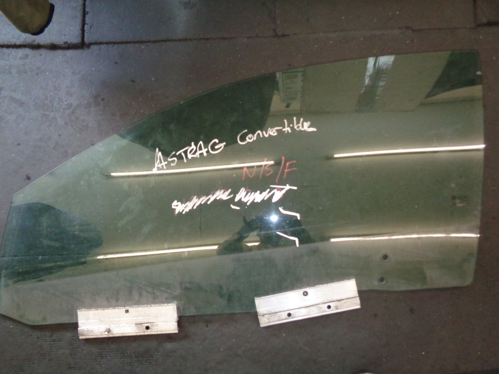 VAUXHALL ASTRA G CONVERTIBLE NS PASSENGER SIDE FRONT WINDOW GLASS