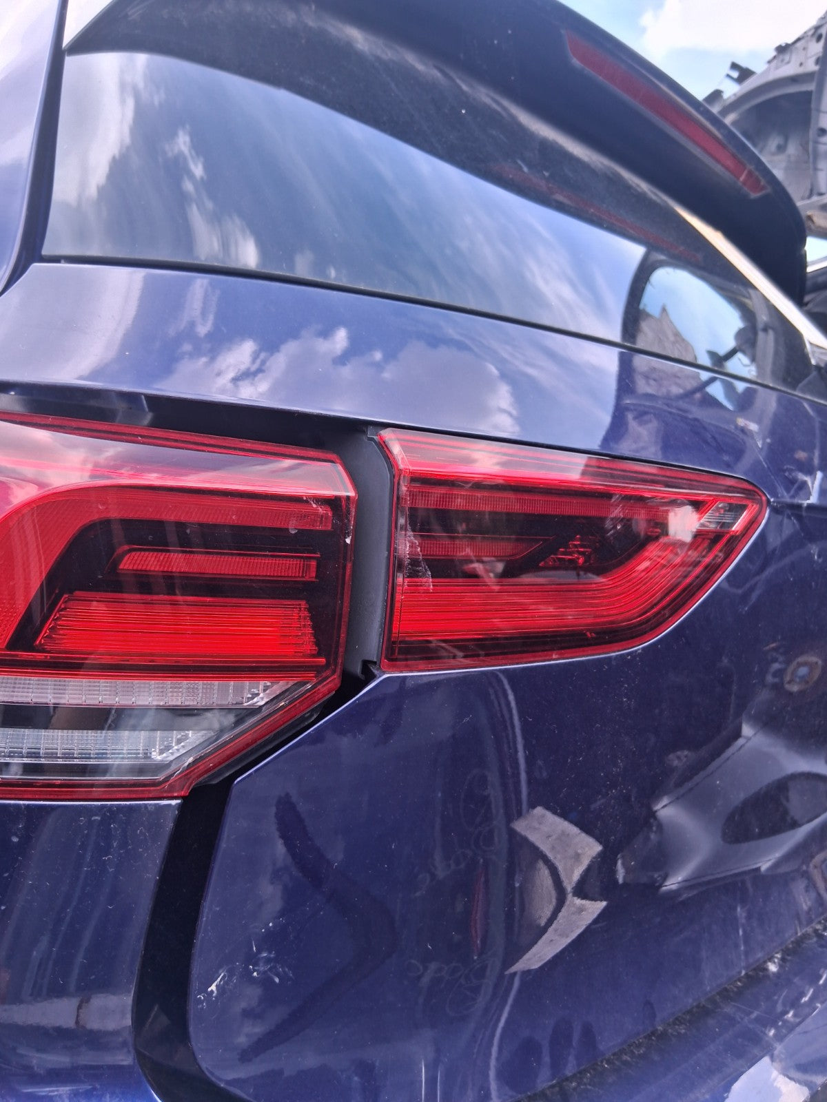 2022 VW VOLKSWAGEN GOLF MK8 R LINE NSR PASSENGER SIDE REAR LEFT INNER TAIL LIGHT