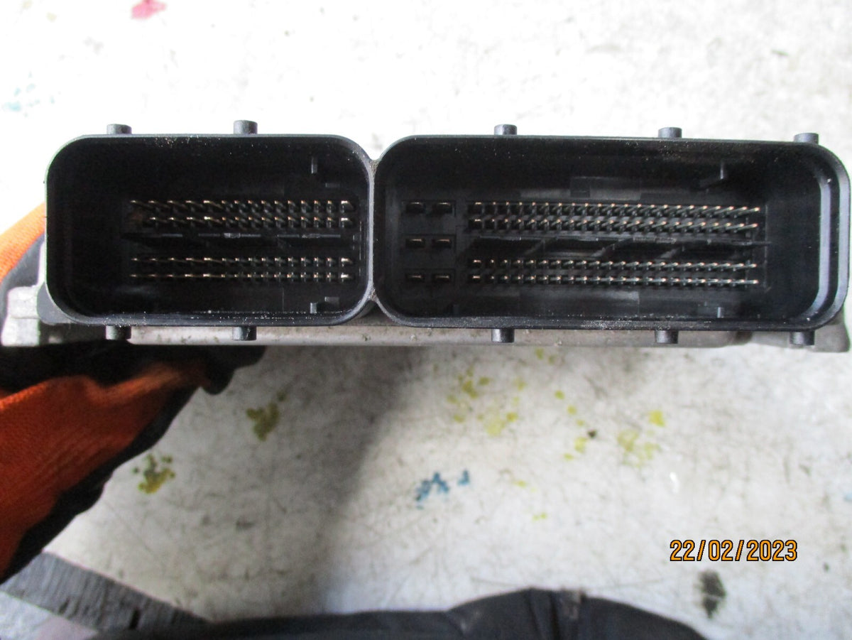 KIA SPORTAGE 2012 1.7 DIESEL ENGINE CONTROL MODULE ECU 391202A051