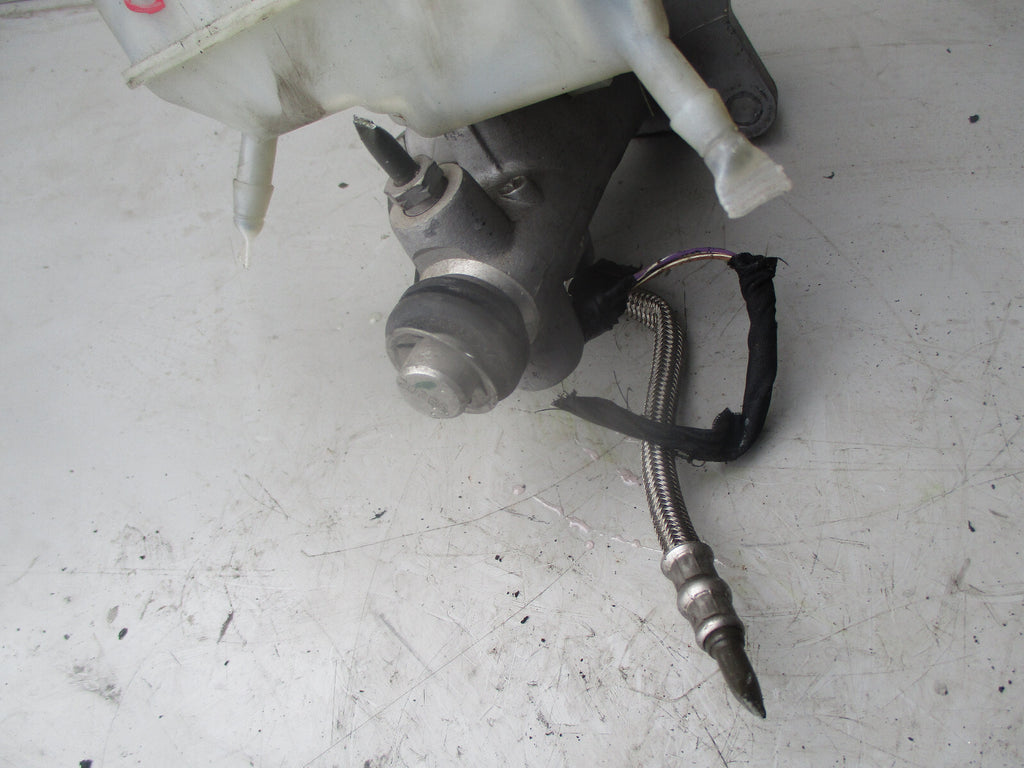 MERCEDES CLC 2008 MAIN CYLINDER BRAKE FLUID A2034300002