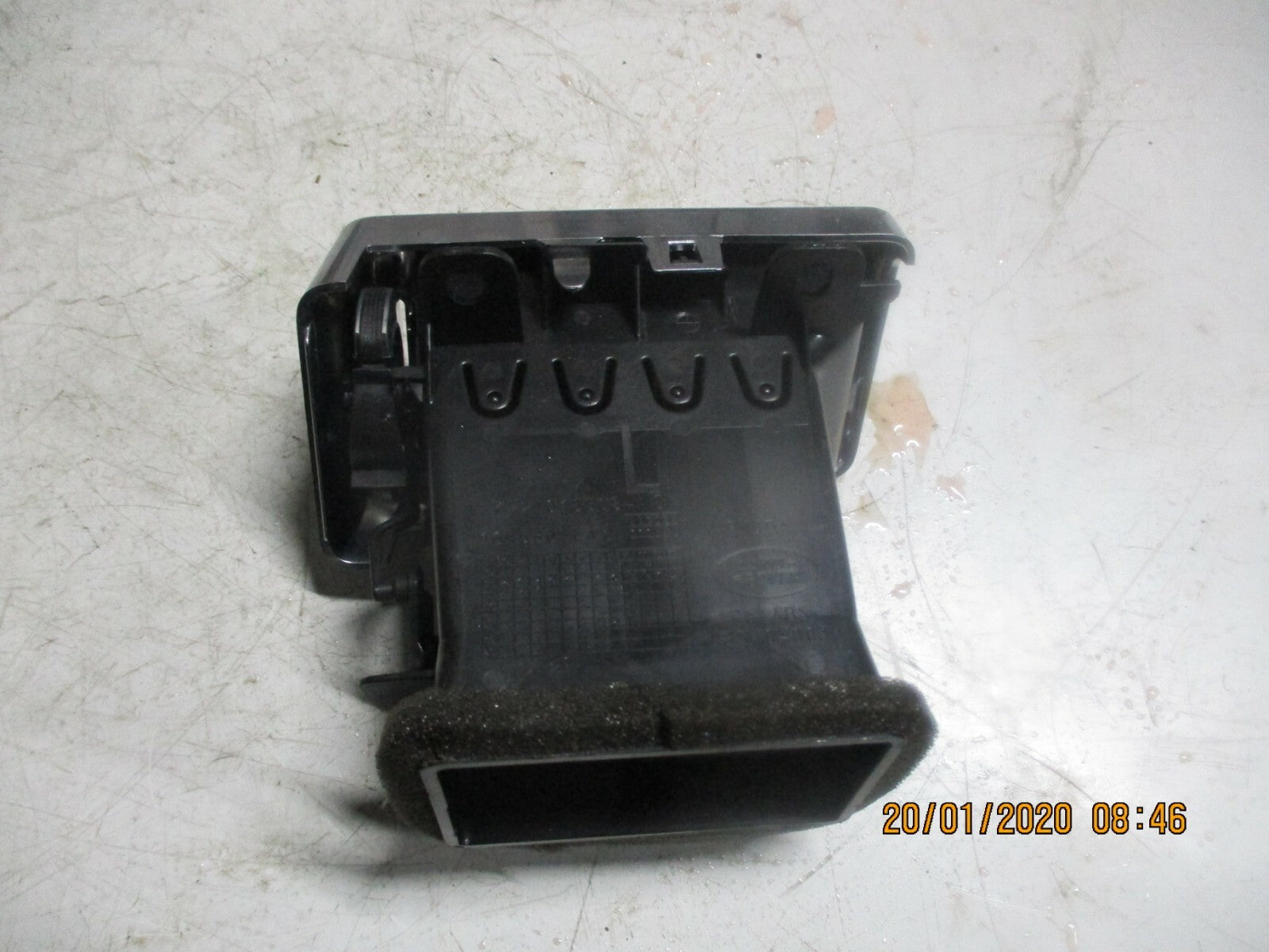 LAND ROVER DISCOVERY L550 2015 NS PASSENGER SIDE AIR VENT TRIM SILVER 16A5302LC9