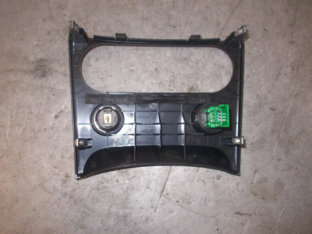 NISSAN QASHQAI J10 HEATER SURROUND PANEL TRIM A00270A77000
