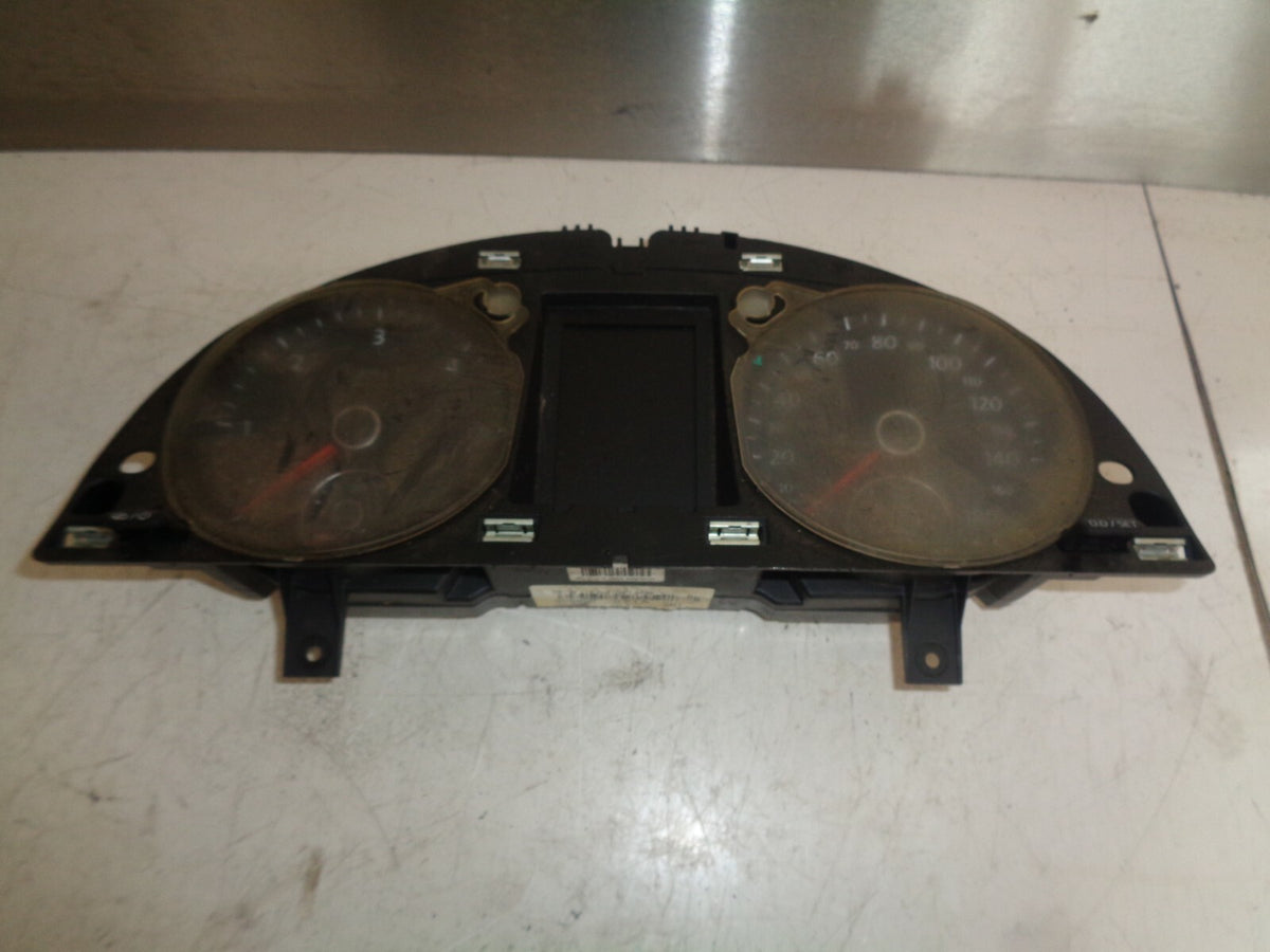 VW VOLKSWAGEN PASSAT CC 2012 2.0 DIESEL ENGINE SPEEDO SPEEDOMETER 3C8920971A