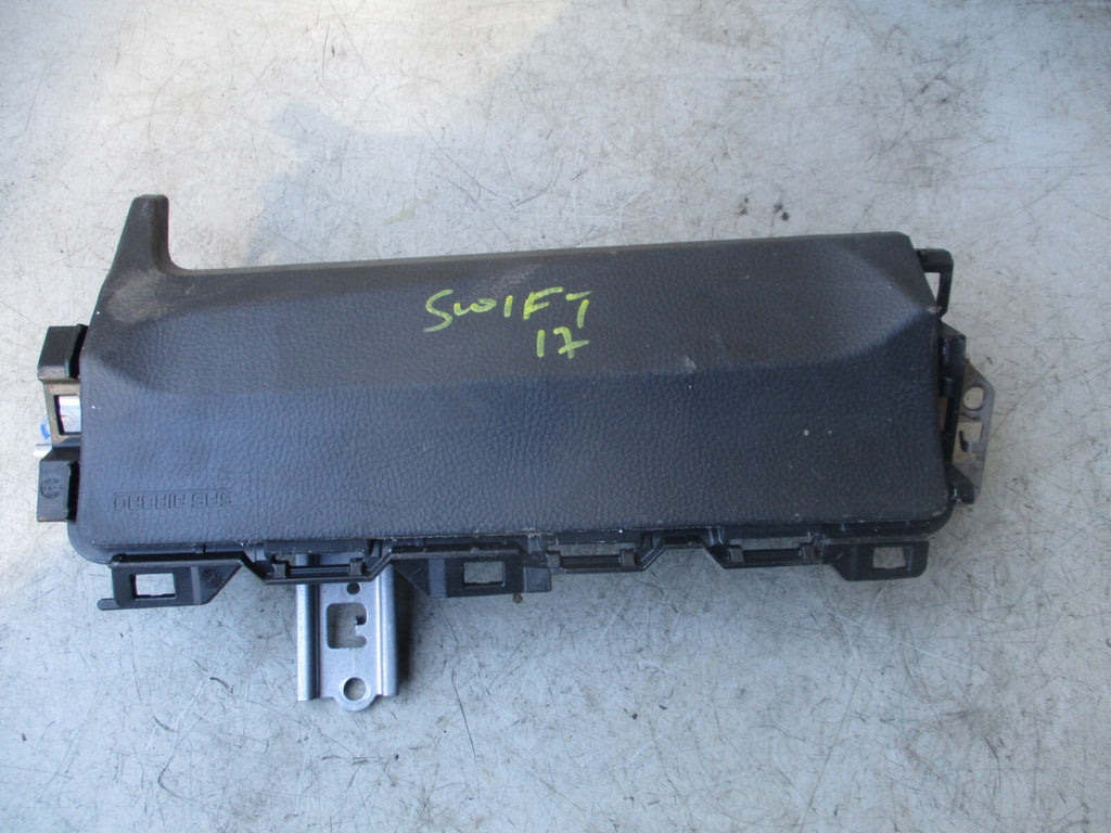 SUZUKI SWIFT MK3 2015 OS DRIVER SIDE KNEE AIRBAG 7395068L00