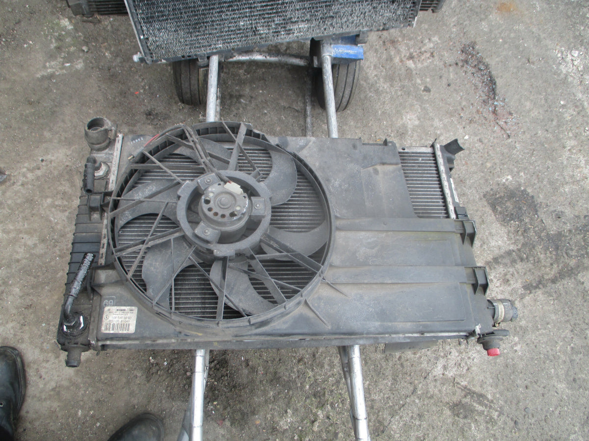 MERCEDES A CLASS W168 A160 1.6 RADIATOR RAD PACK FAN MOTOR AC 1685000193    RP51