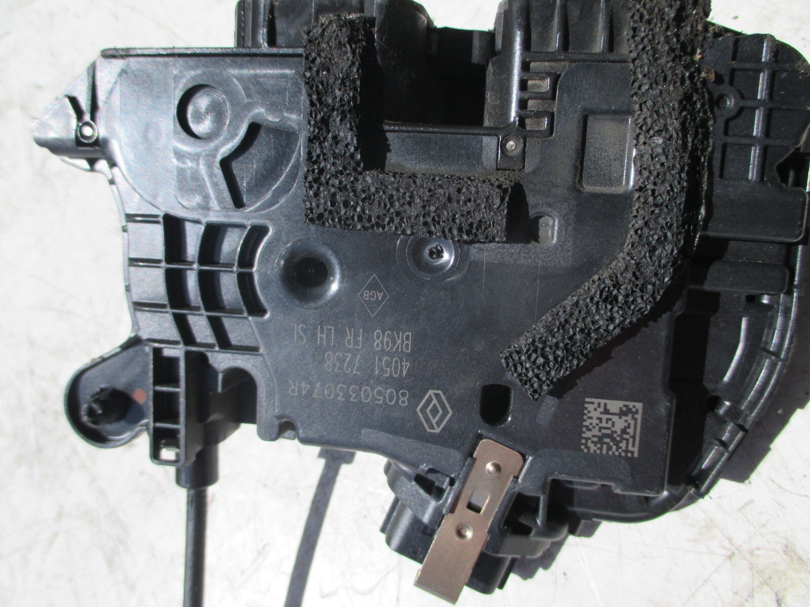 RENAULT CLIO MK4 NS PASSENGER SIDE FRONT DOOR LOCK 805033074R