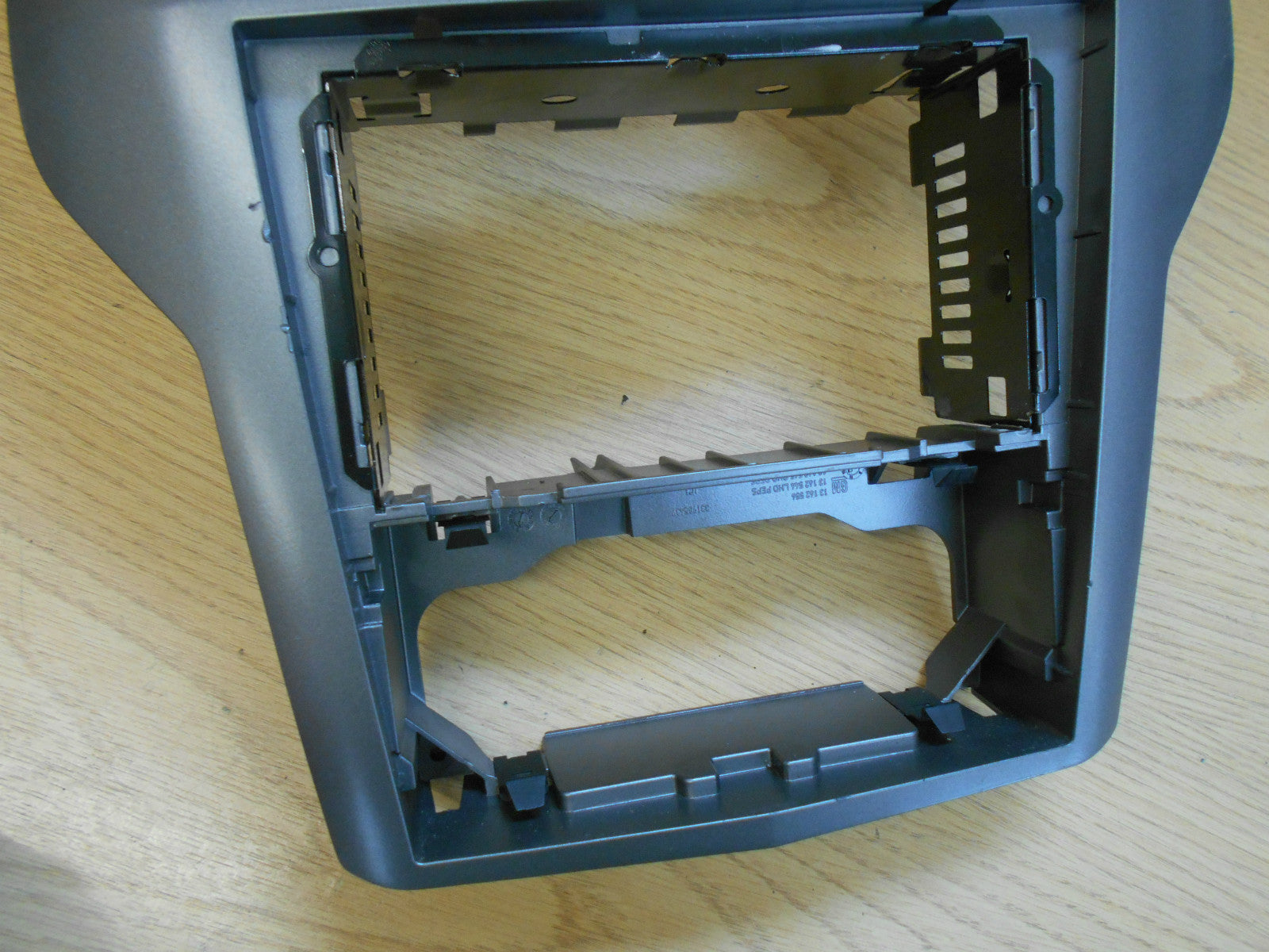 VAUXHALL ZAFIRA B 2006 HEATER STEREO SURROUND VENT HAZARD SWITCH ASSEMBLY