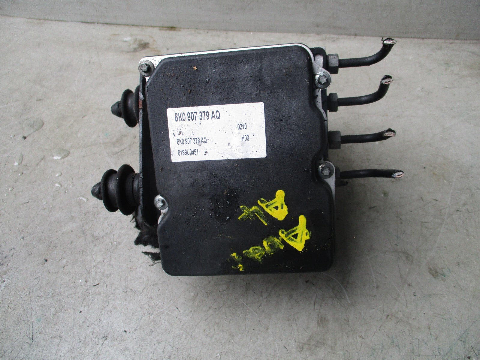 2011 AUDI A4 ABS PUMP CONTROL MODULE 8K0907379AQ (ref s)
