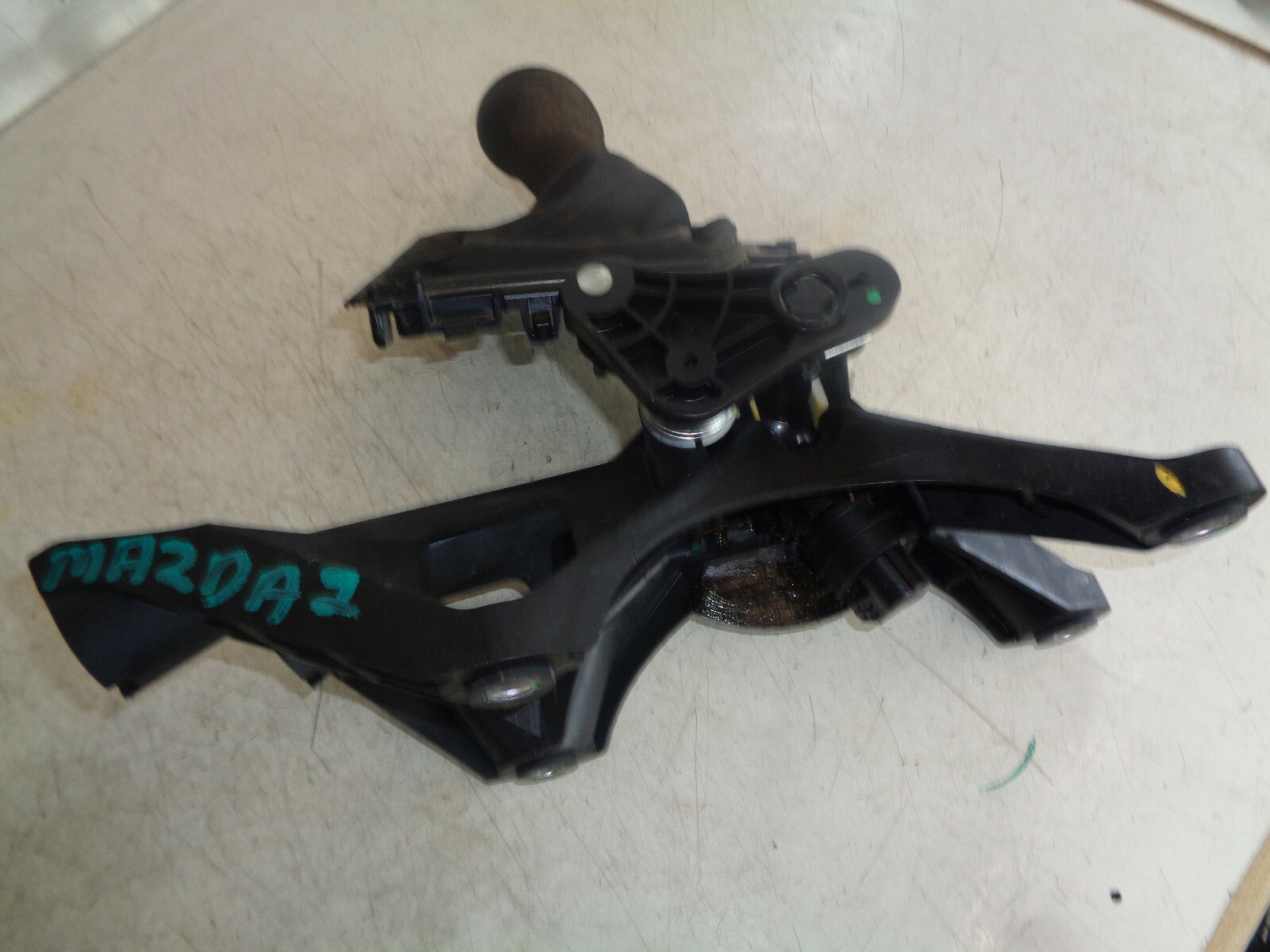 MAZDA 2 DJ MK3 2015 GEAR LEVER SHIFT SELECTOR MECHANISM DA6A46100