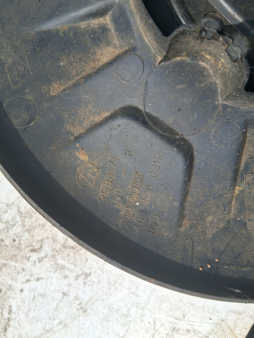 2023 RENAULT MASTER MK3 CENTRE WHEEL CAP 403150031R