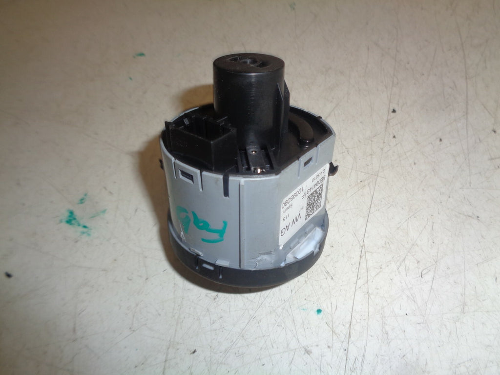 SKODA FABIA 2020 MK3 NJ HEADLIGHT FOG LIGHT SWITCH CONTROL 5E0941431F
