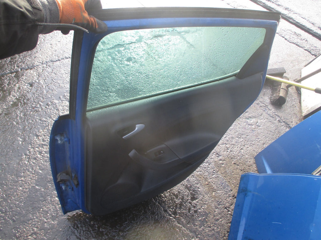 SEAT IBIZA MK4 2011 OSR DRIVER SIDE REAR COMPLETE DOOR BLUE