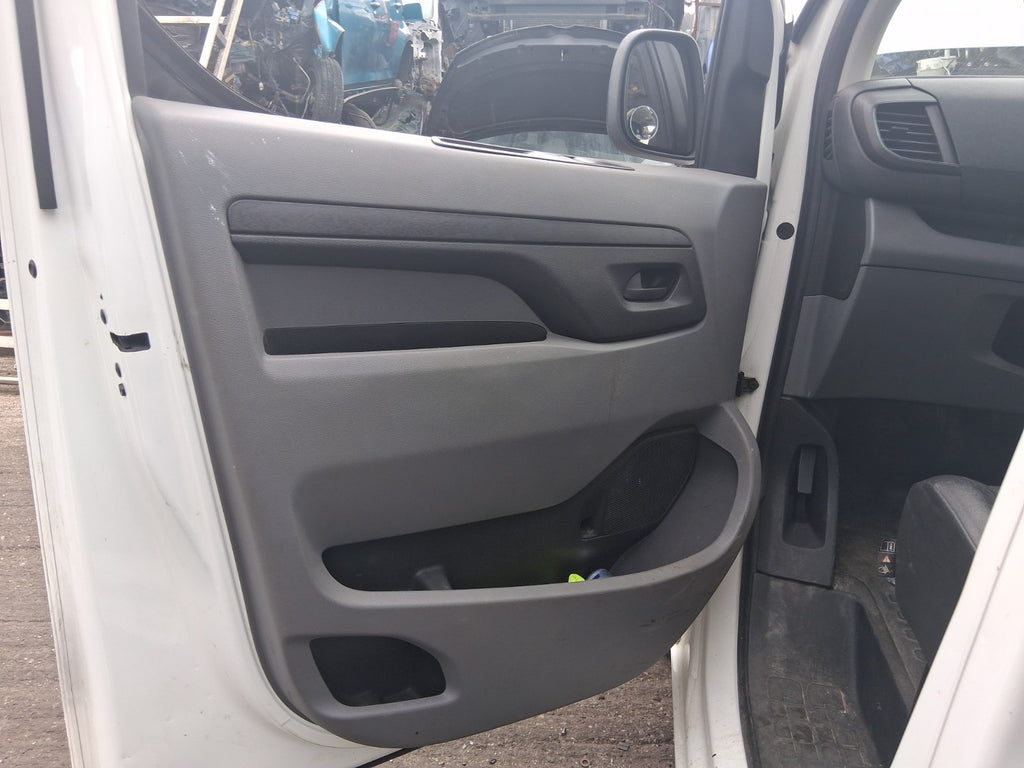 2019 CITROEN DISPATCH VIVARO MK3 NSF PASSENGER SIDE FRONT DOOR CARD PANEL