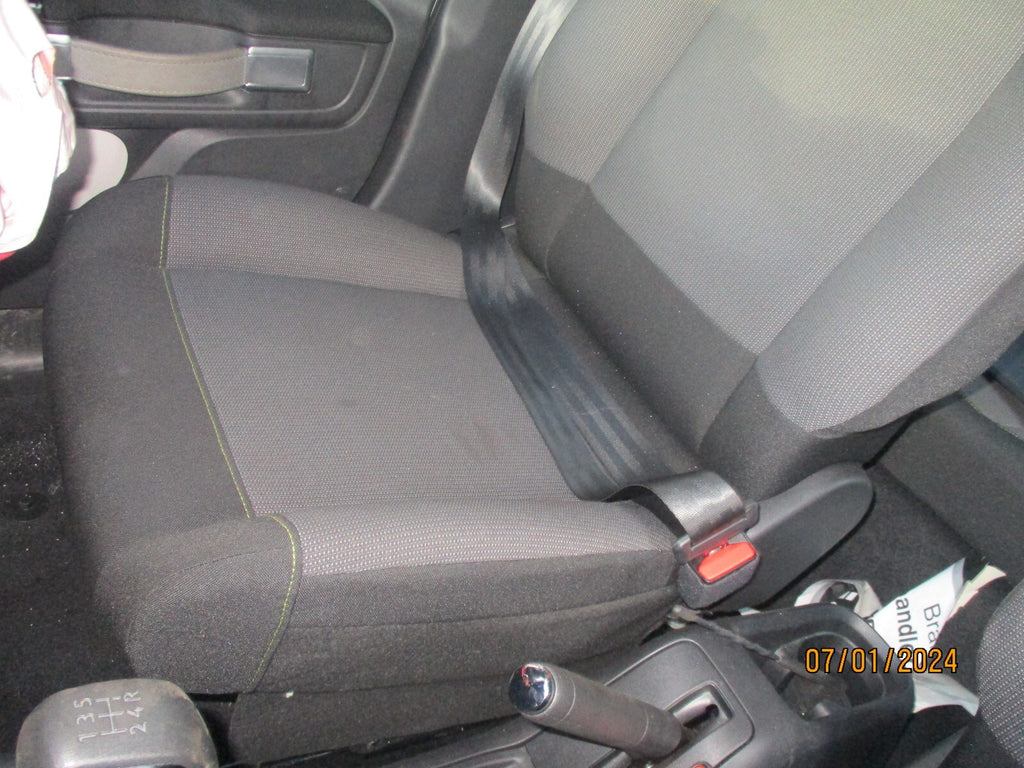 CITROEN C3 2021 MK3 HATCH OSF DRIVER SIDE FRONT COMPLETE SEAT FABRIC