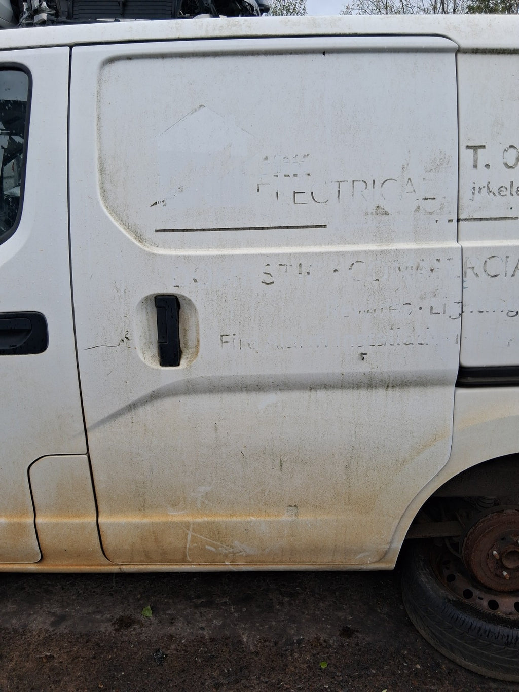 2018 NISSAN NV200 NS PASSENGER SIDE BARE LEFT SLIDING DOOR WHITE