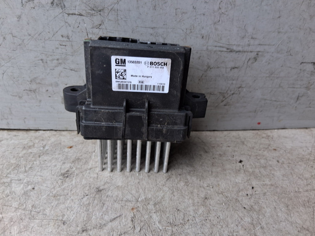 2012 VAUXHALL ASTRA J HEATER BLOWER FAN MOTOR RESISTOR 13503201
