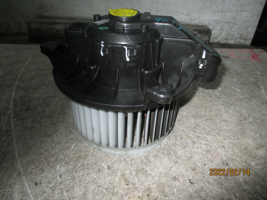 FORD ECOSPORT 2016 HEATER BLOWER MOTOR FAN AV1119846BB