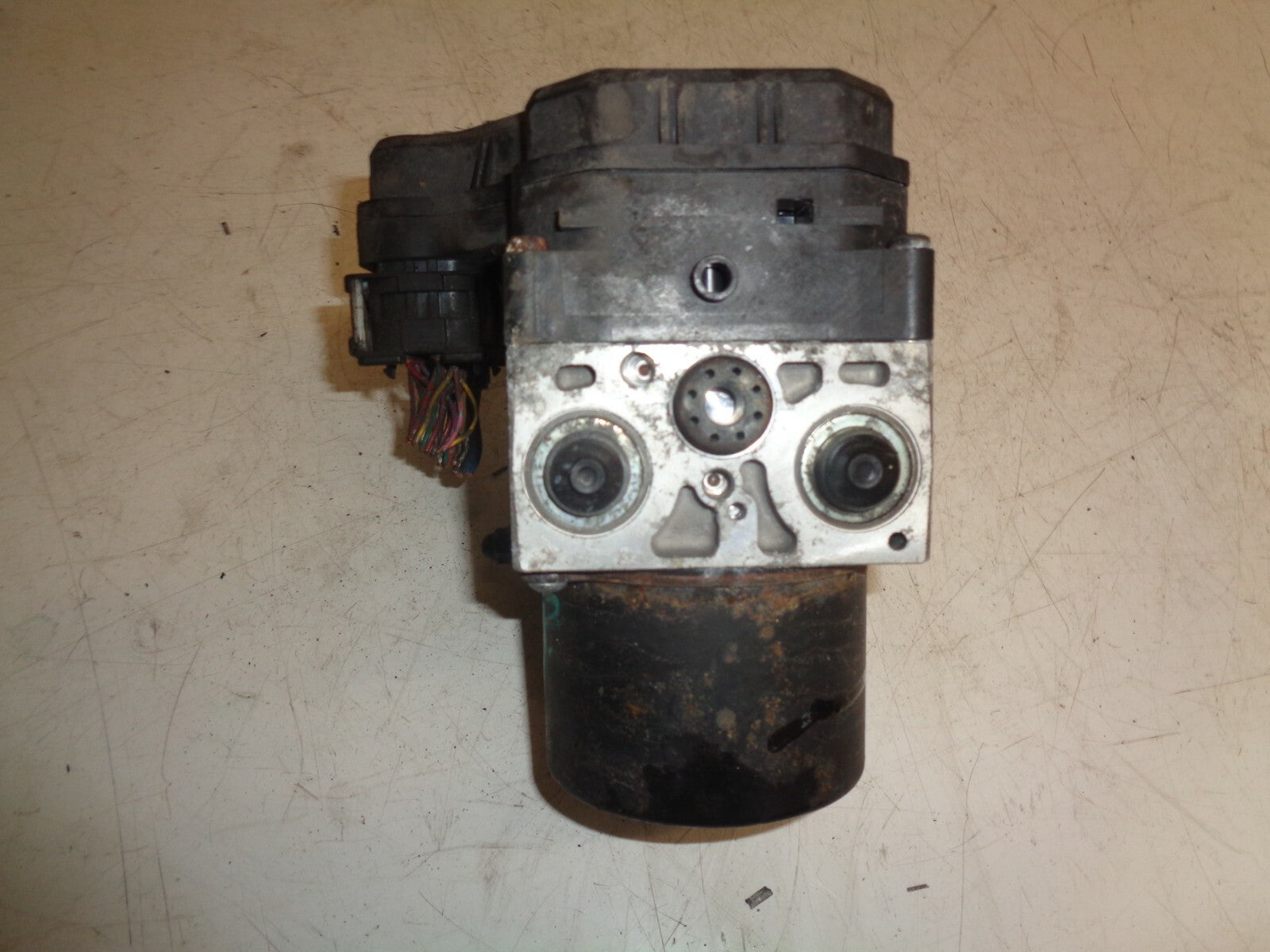 TOYOTA RAV 4 2005 MK2 2.0 PETROL ENGINE ABS BRAKE PUMP MODULATOR