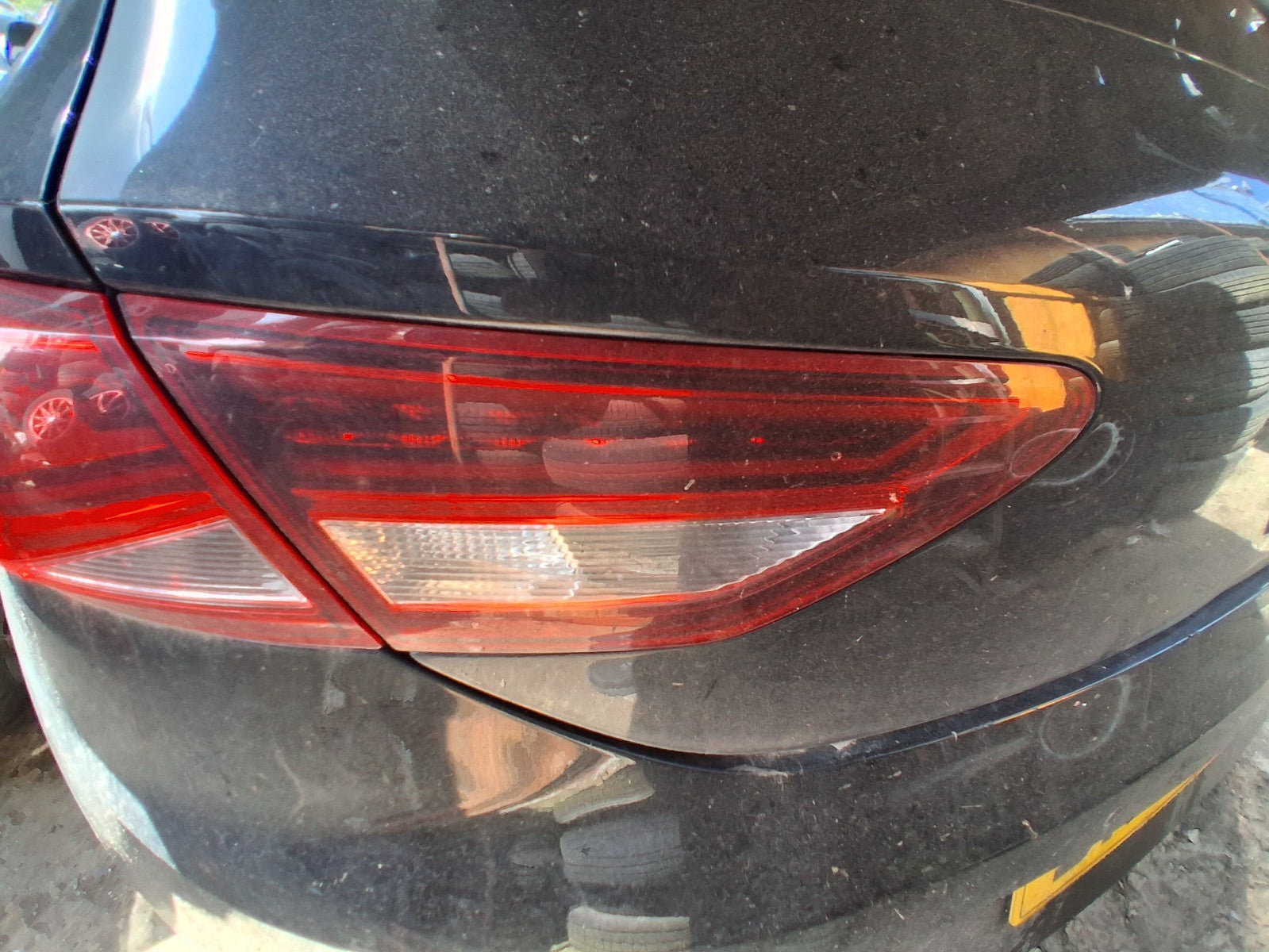 2015 SEAT LEON FR MK3 HATCH NSR PASSENGER SIDE REAR INNER TAIL LIGHT LAMP