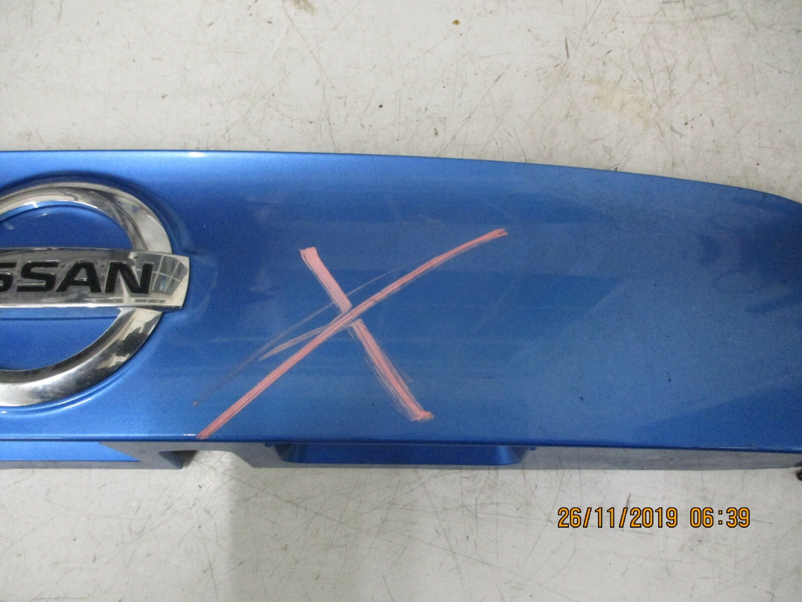 NISSAN QASHQAI J11 2018 REAR BOOT AILGATE PLINTH TRIM PANEL MICRO SWITCH BLUE