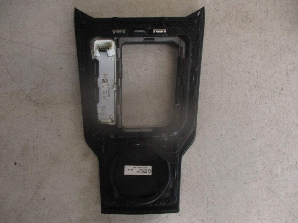 2020 VOLKSWAGEN T ROC AUTOMATIC GEAR SELECTOR SURROUND TRIM 2GA711456C